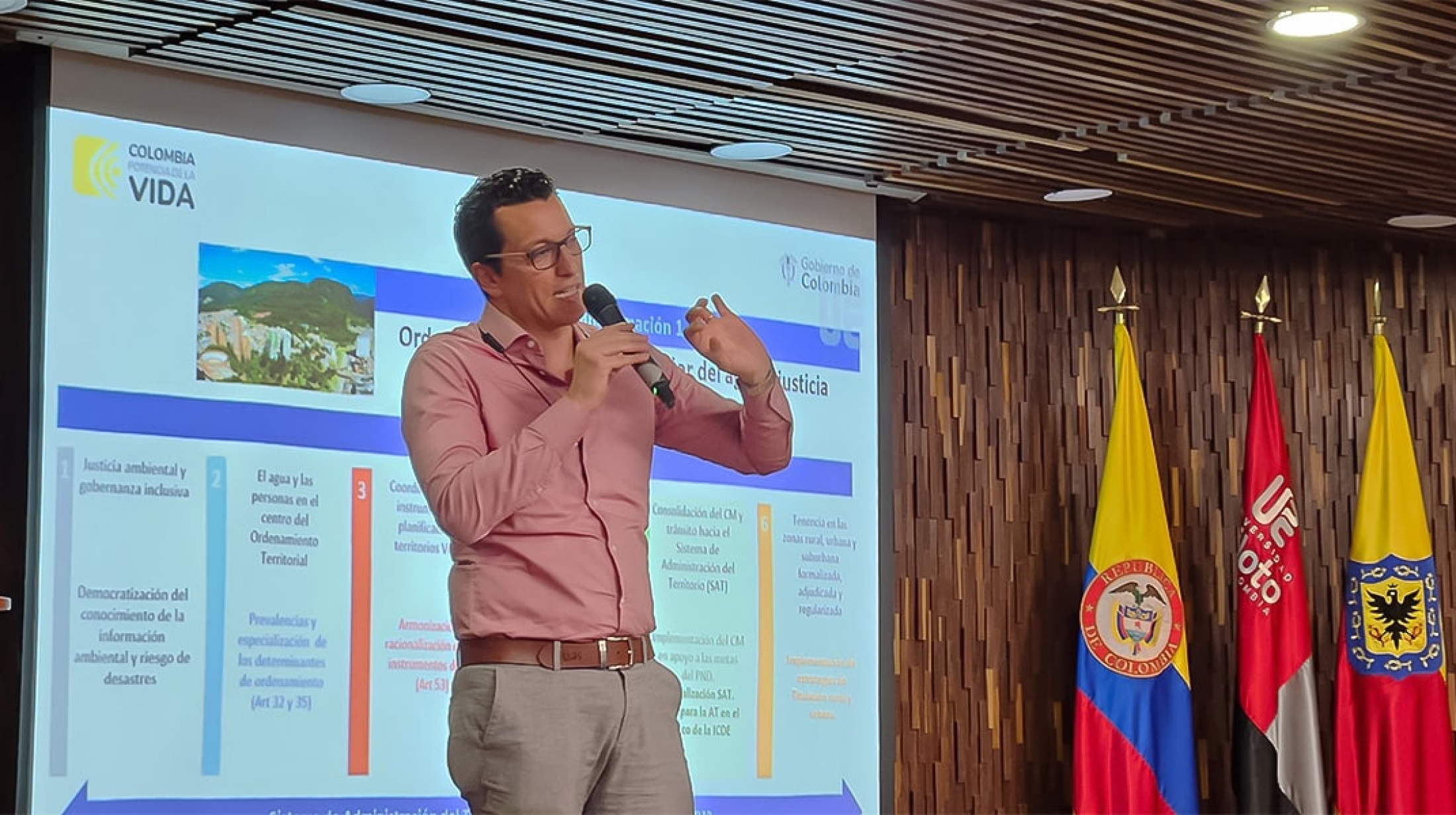 Foro: Gobernanza y Liderazgo para el Ordenamiento Territorial ...