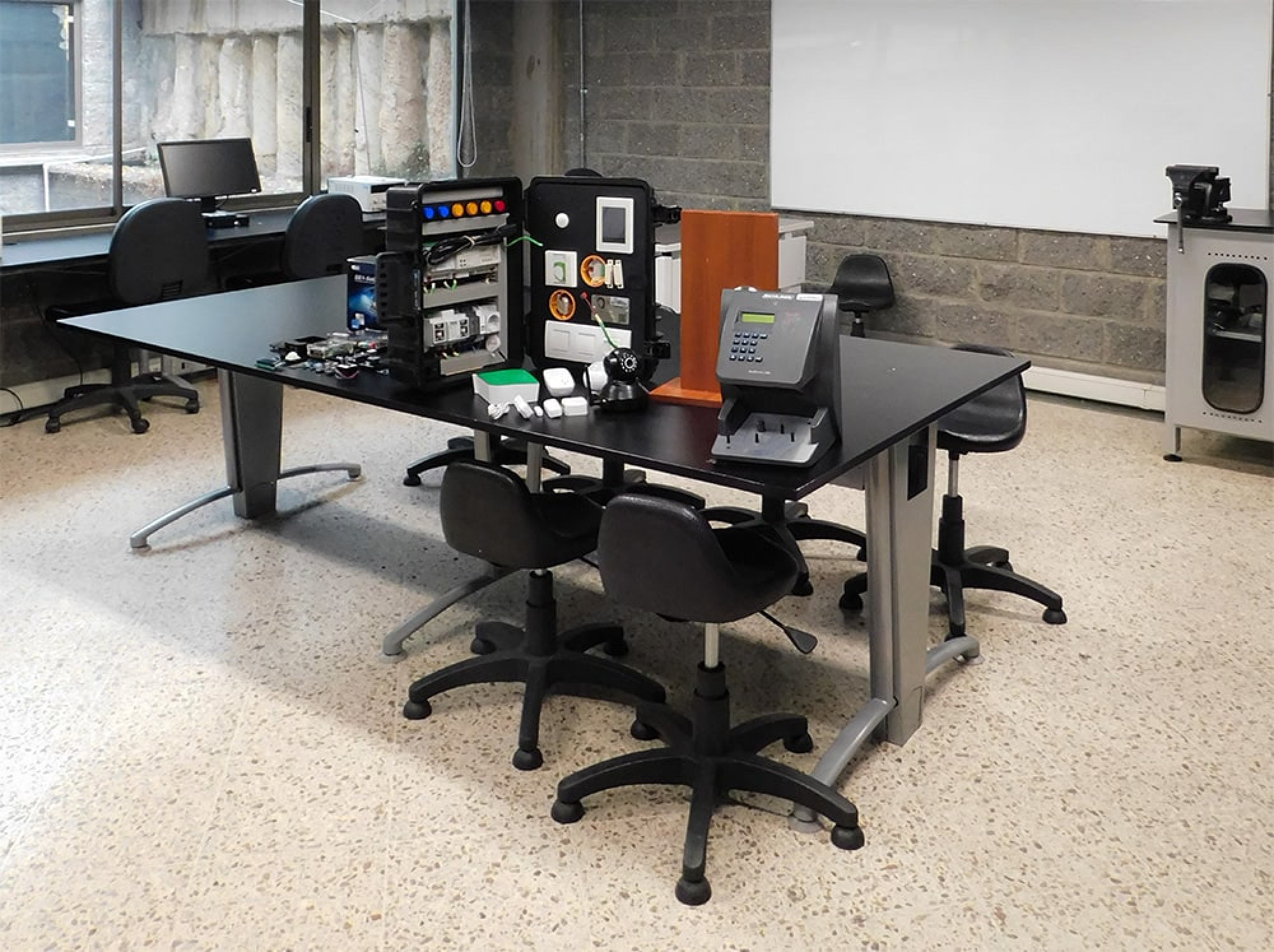 Laboratorio - Control Digital - Universidad Piloto de Colombia